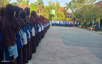 PIK-R MAN Kota Solok Gelar Sosialisasi Bahaya Minuman Kemasan untuk Remaja